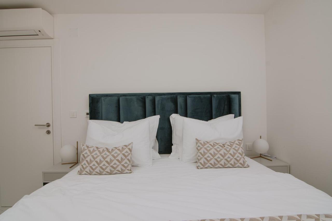 Apartments Adriatic Pearl Трогир Экстерьер фото