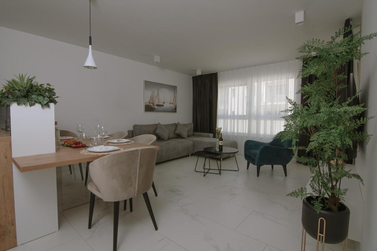 Apartments Adriatic Pearl Трогир Экстерьер фото