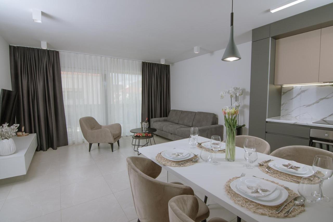 Apartments Adriatic Pearl Трогир Экстерьер фото
