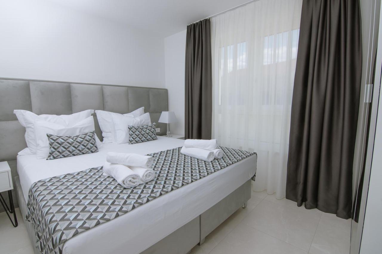 Apartments Adriatic Pearl Трогир Экстерьер фото