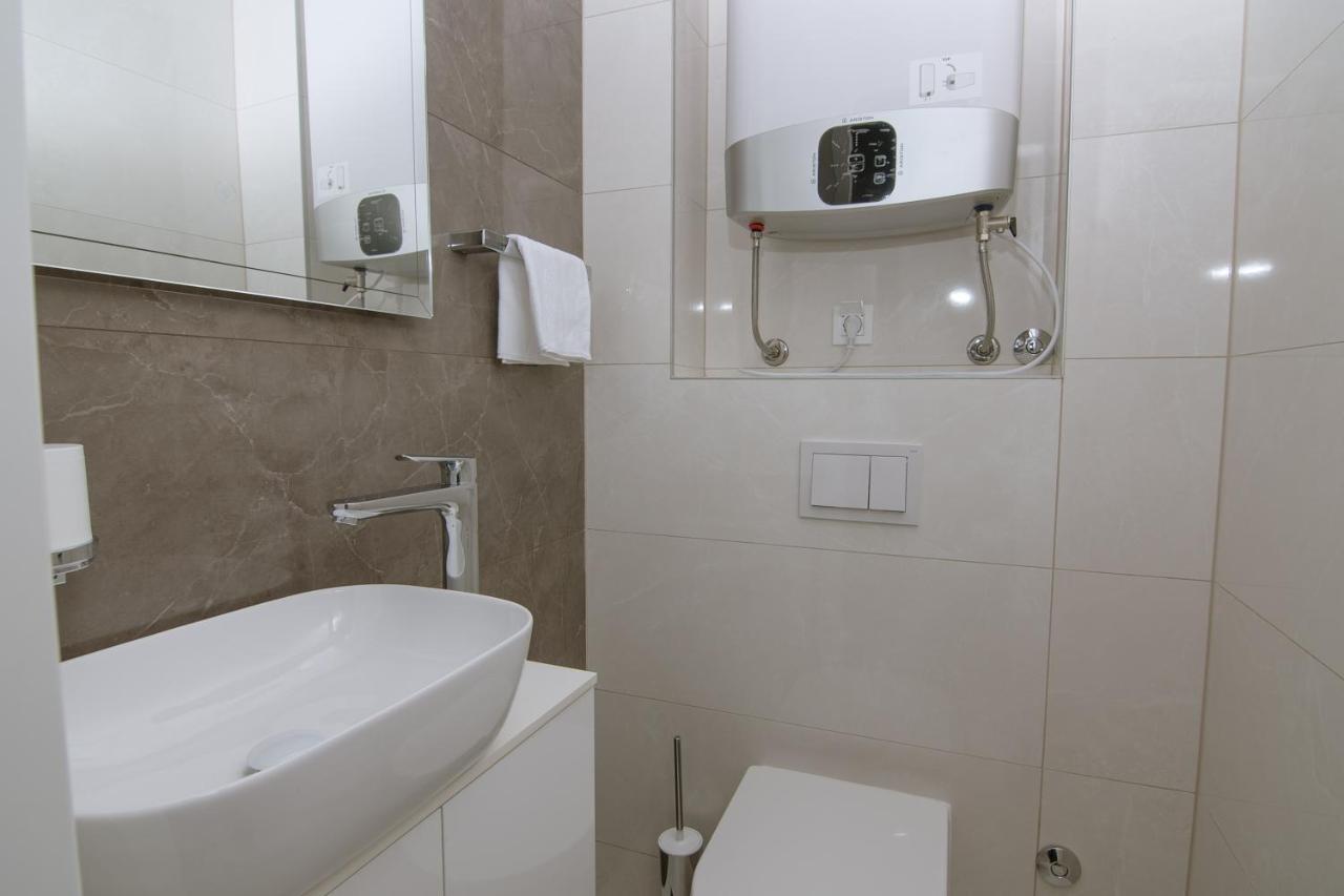 Apartments Adriatic Pearl Трогир Экстерьер фото