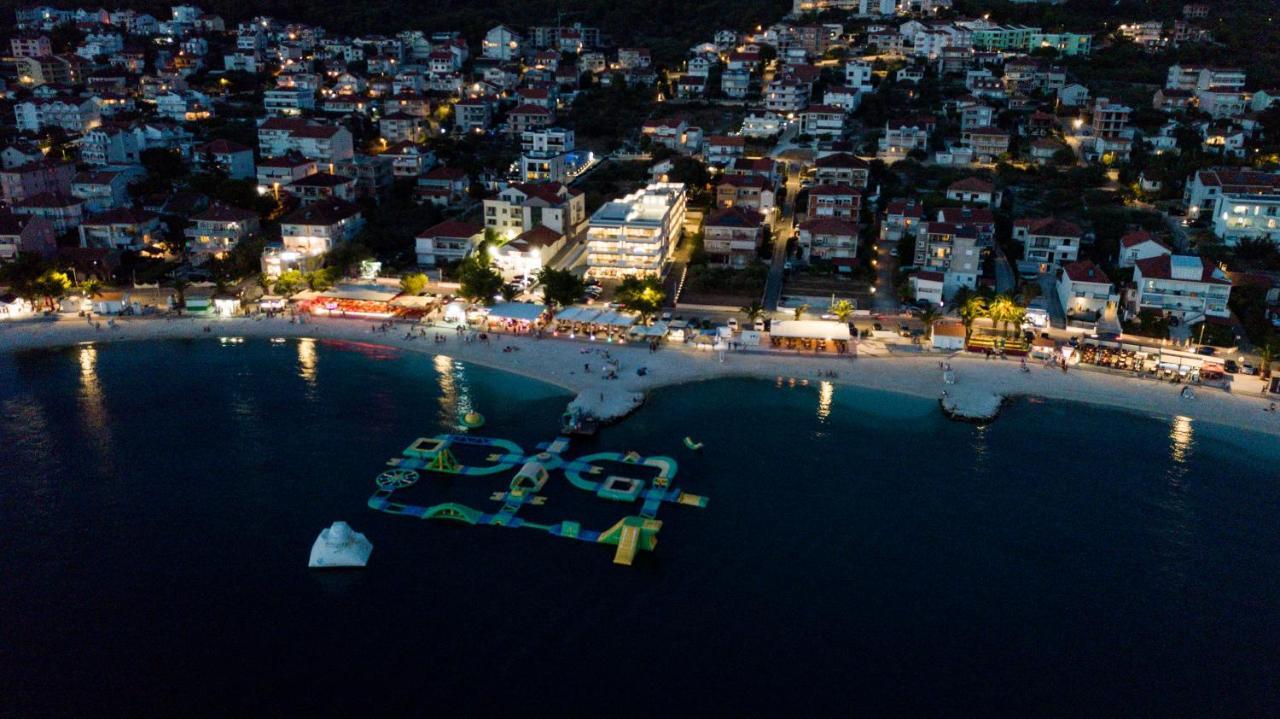 Apartments Adriatic Pearl Трогир Экстерьер фото