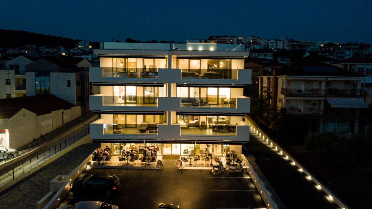 Apartments Adriatic Pearl Трогир Экстерьер фото