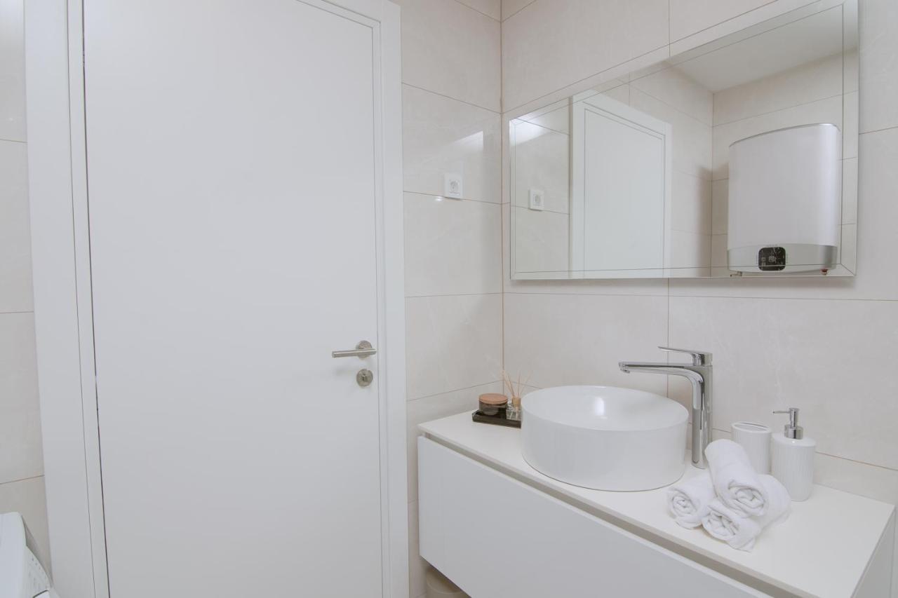 Apartments Adriatic Pearl Трогир Экстерьер фото